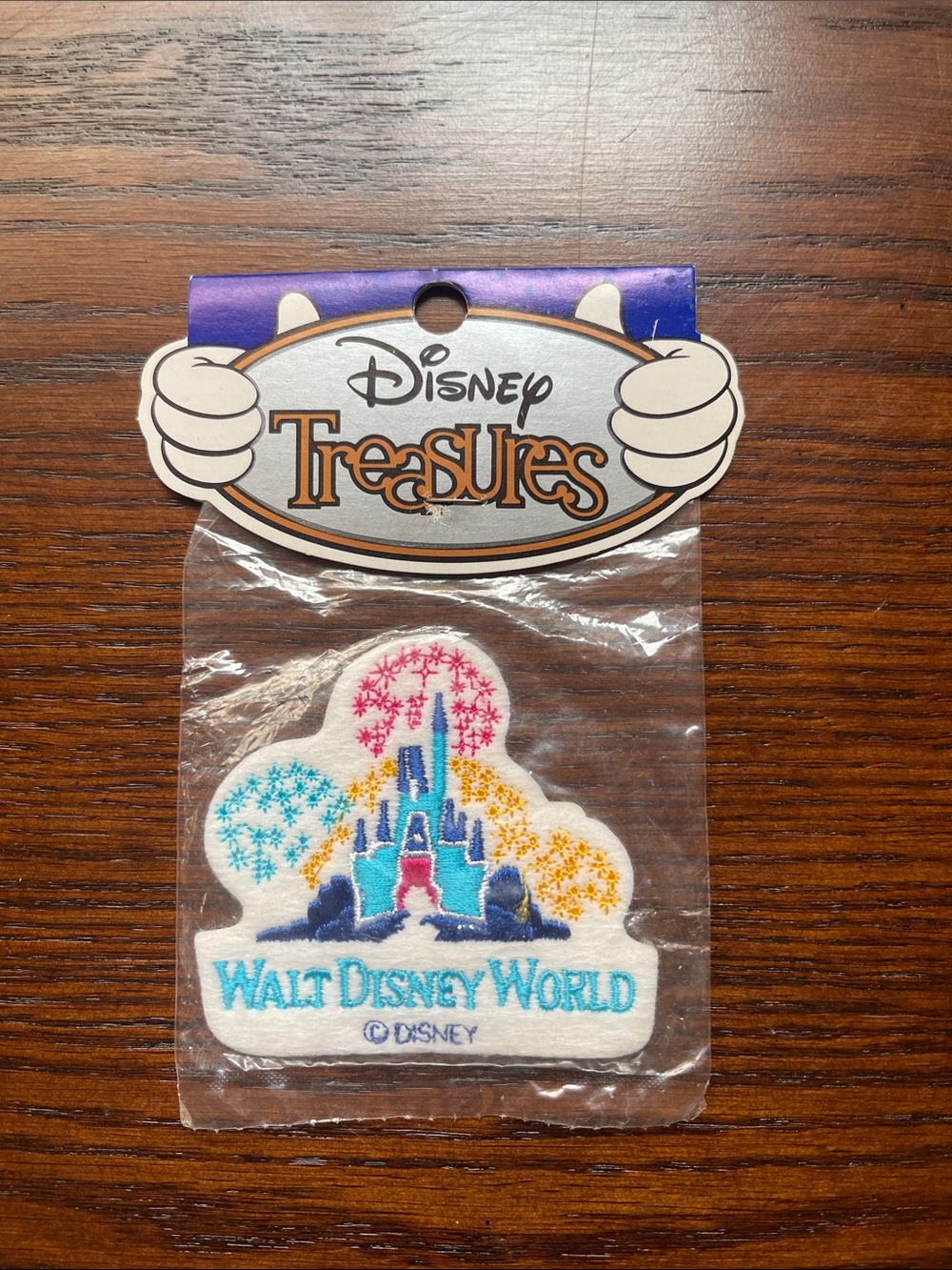 NEW VTG Disney Treasures Embroidered Patch Rare Walt Disney World Castle